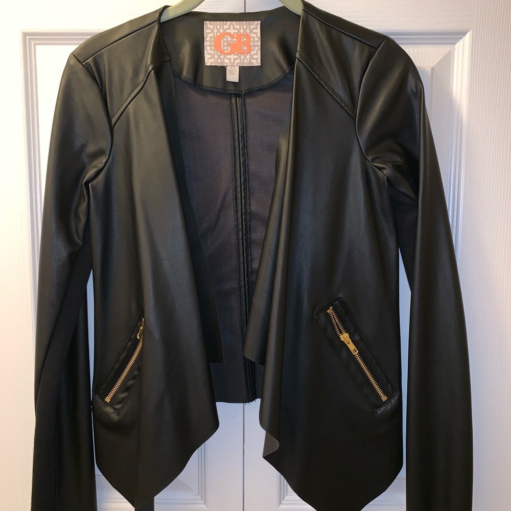 Gianni Bini black leather crop jacket